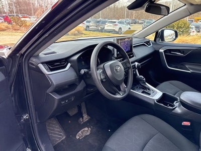 2024 Toyota RAV4 XLE FWD