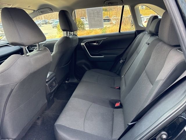 2024 Toyota RAV4 XLE FWD