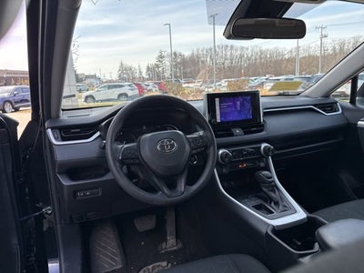 2024 Toyota RAV4 XLE FWD