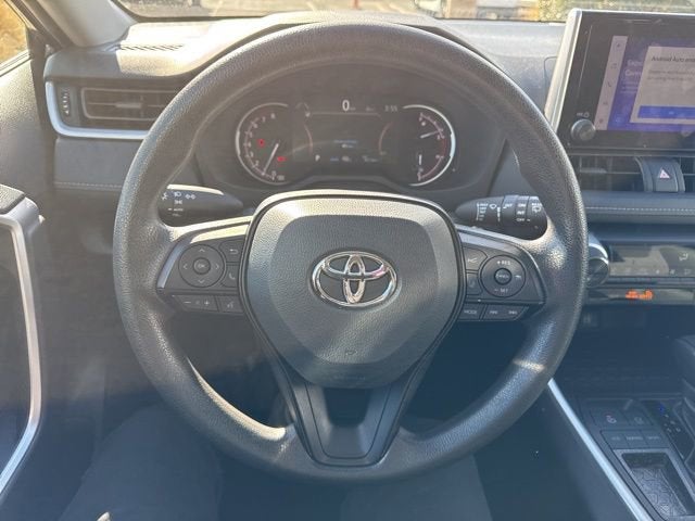 2024 Toyota RAV4 XLE FWD