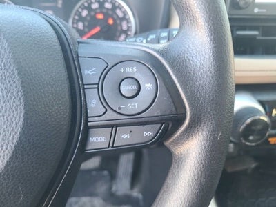 2020 Toyota RAV4 XLE FWD