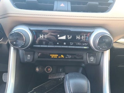 2020 Toyota RAV4 XLE FWD