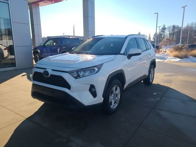 2020 Toyota RAV4 XLE FWD