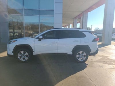 2020 Toyota RAV4 XLE FWD