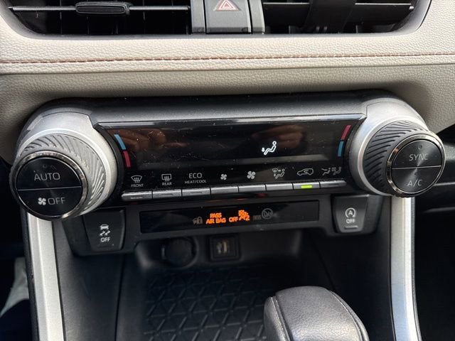 2024 Toyota RAV4 XLE FWD