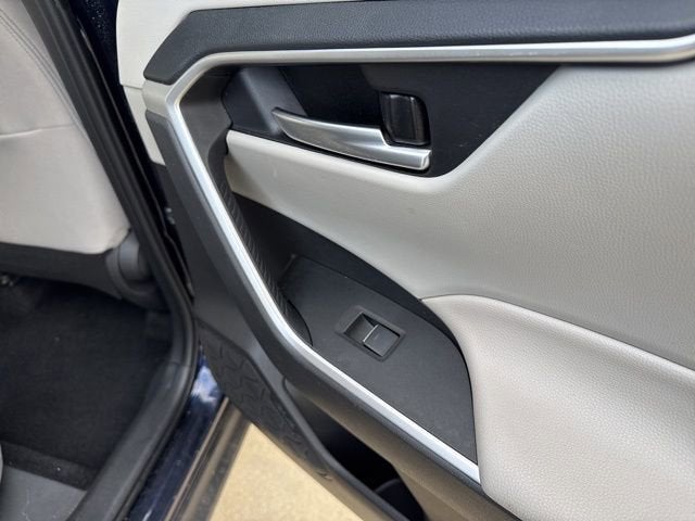 2024 Toyota RAV4 XLE FWD