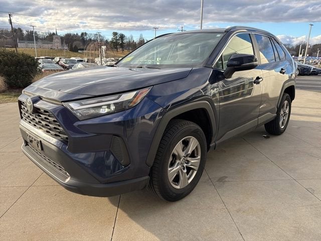 2024 Toyota RAV4 XLE FWD