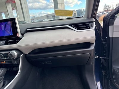 2024 Toyota RAV4 XLE FWD