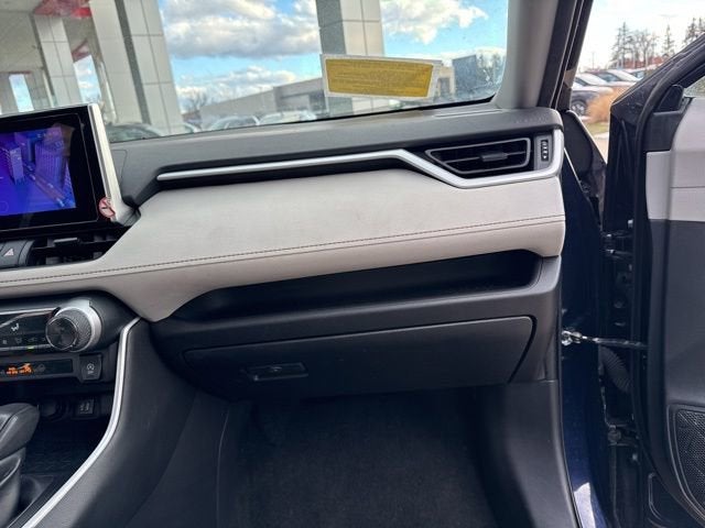 2024 Toyota RAV4 XLE FWD