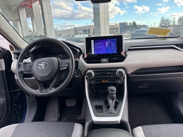 2024 Toyota RAV4 XLE FWD