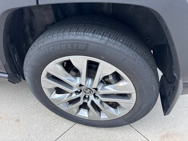 2024 Toyota RAV4 Limited FWD