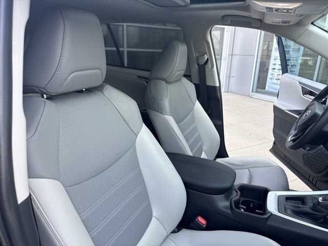 2024 Toyota RAV4 Limited FWD
