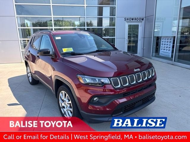 2022 Jeep Compass Latitude Lux