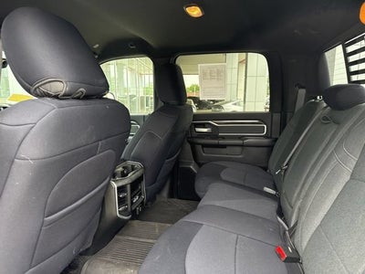 2022 RAM 2500 Big Horn 4x4 Crew Cab 6'4 Box