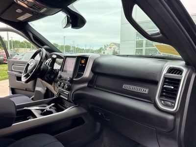 2022 RAM 2500 Big Horn 4x4 Crew Cab 6'4 Box