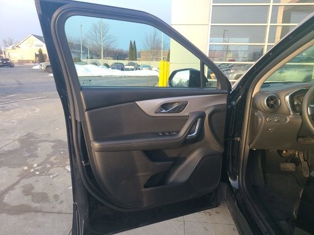 2025 Chevrolet Blazer AWD 4dr LT w/2LT