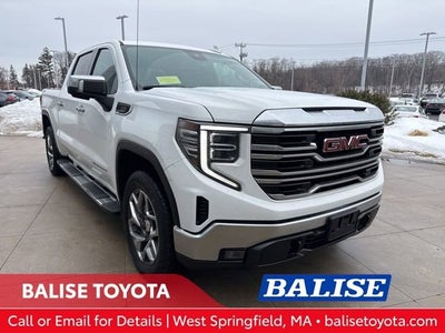 2023 GMC Sierra 1500 4WD Crew Cab 147 SLT