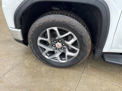 2023 GMC Sierra 1500 4WD Crew Cab 147 SLT