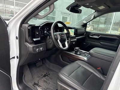 2023 GMC Sierra 1500 4WD Crew Cab 147 SLT