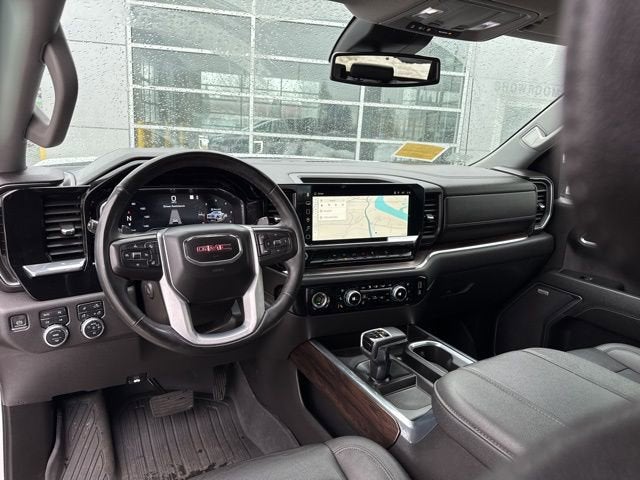 2023 GMC Sierra 1500 4WD Crew Cab 147 SLT