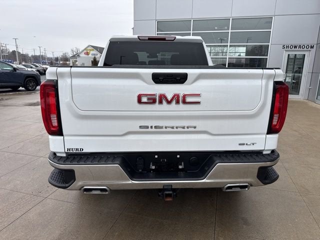 2023 GMC Sierra 1500 4WD Crew Cab 147 SLT