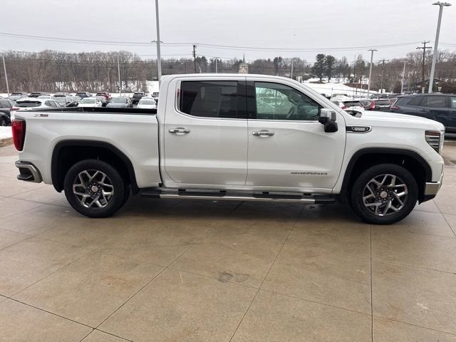 2023 GMC Sierra 1500 4WD Crew Cab 147 SLT
