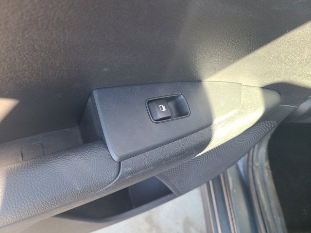 2023 Kia Forte LXS IVT