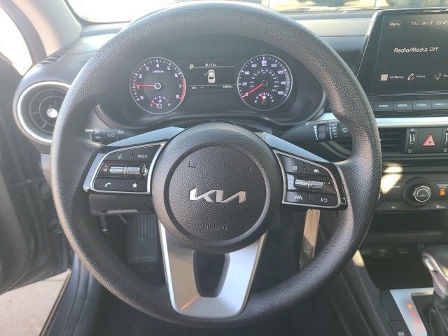 2023 Kia Forte LXS IVT