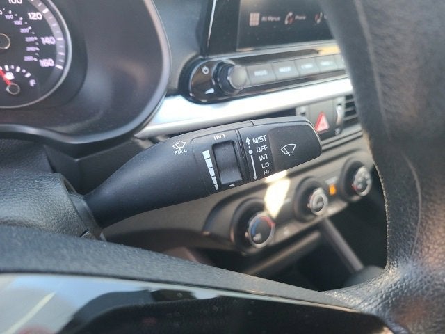 2023 Kia Forte LXS IVT