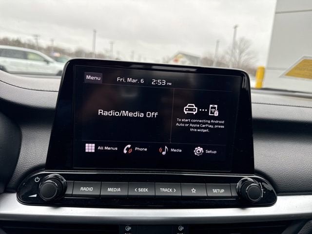 2023 Kia Forte LXS IVT