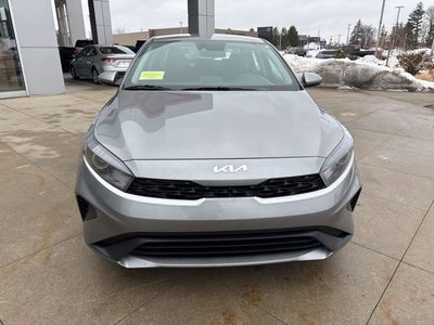 2023 Kia Forte LXS IVT