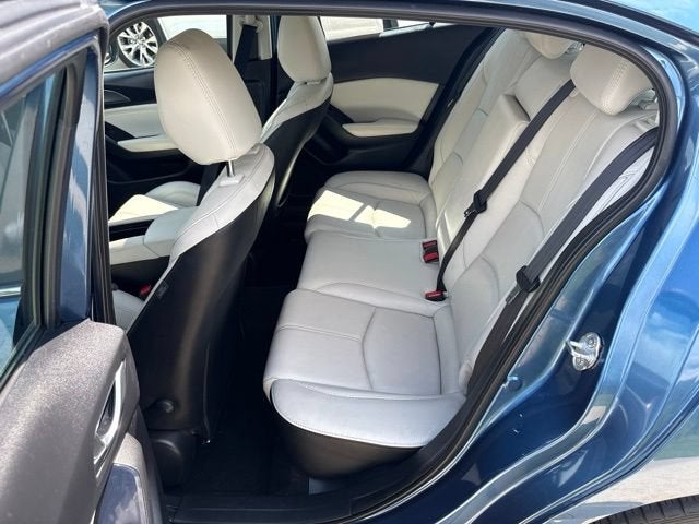 2018 Mazda Mazda3 Grand Touring Auto