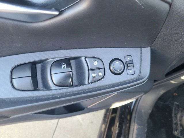 2025 Nissan Sentra SV CVT