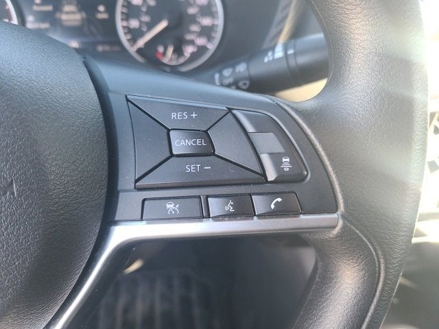 2025 Nissan Sentra SV CVT