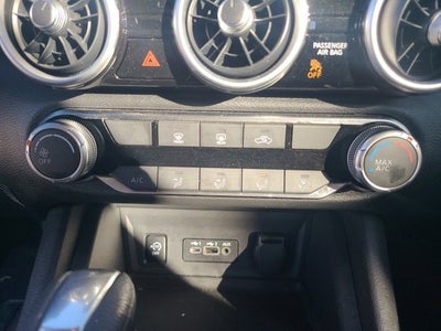 2025 Nissan Sentra SV CVT