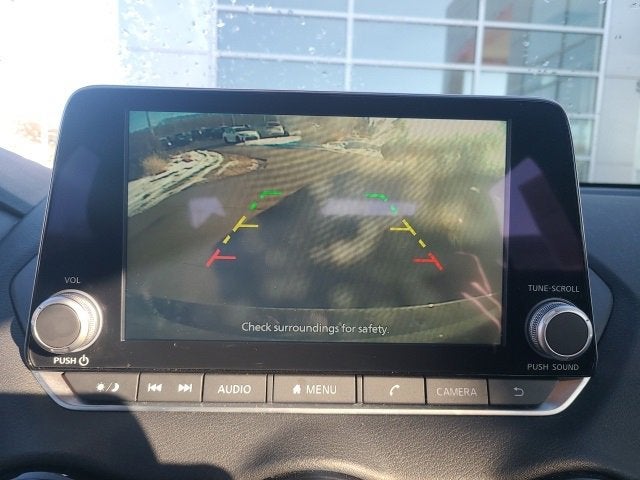 2025 Nissan Sentra SV CVT