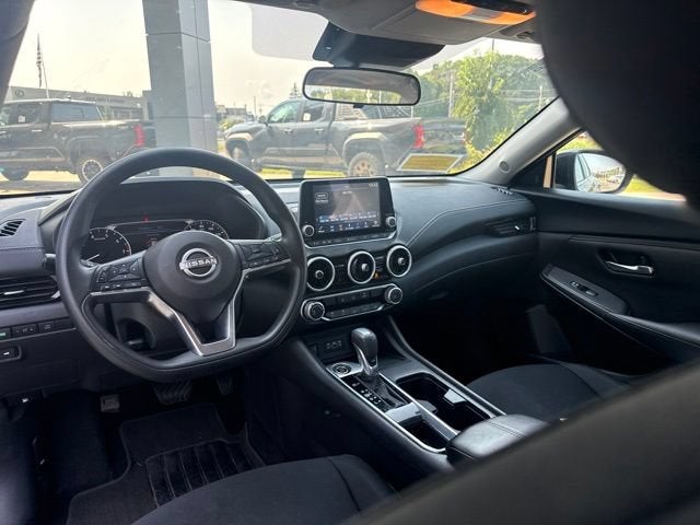 2024 Nissan Sentra SV CVT