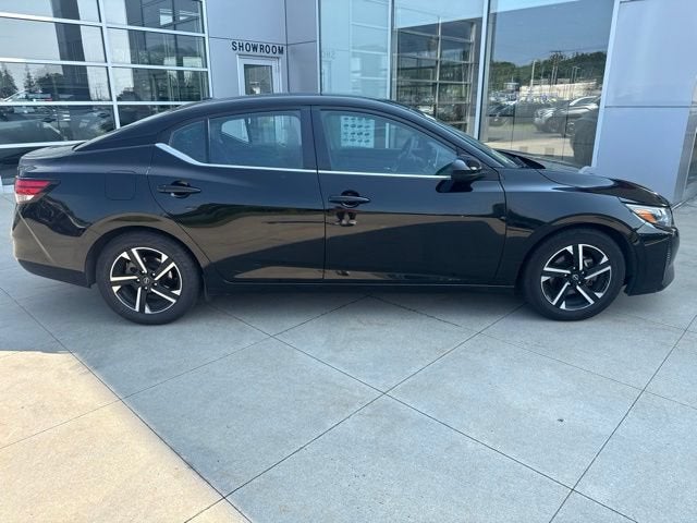 2024 Nissan Sentra SV CVT