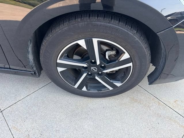 2024 Nissan Sentra SV CVT