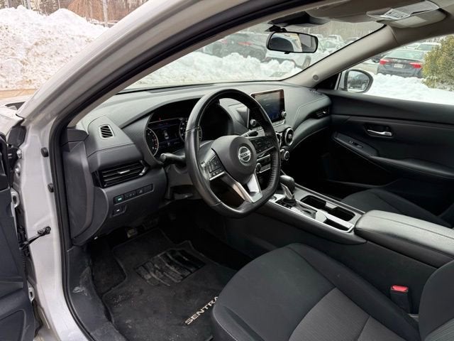 2023 Nissan Sentra SV CVT