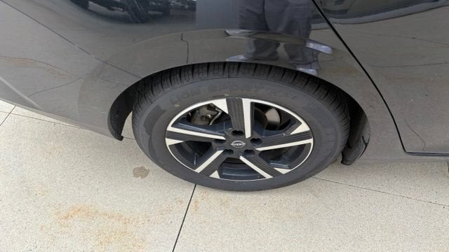 2025 Nissan Sentra SV CVT