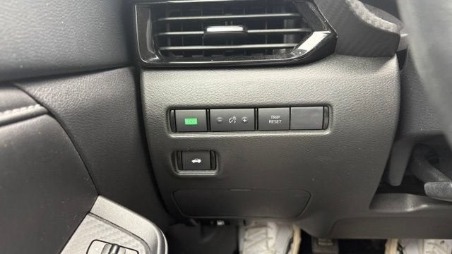 2025 Nissan Sentra SV CVT