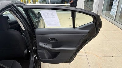 2025 Nissan Sentra SV CVT