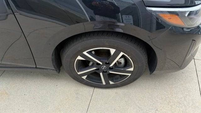 2025 Nissan Sentra SV CVT