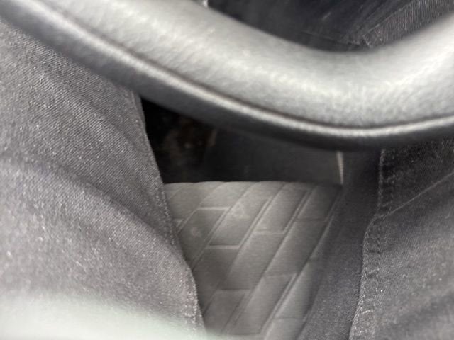 2022 Nissan Kicks S FWD