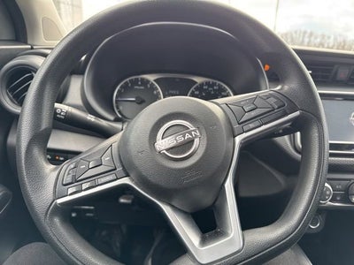 2022 Nissan Kicks S FWD