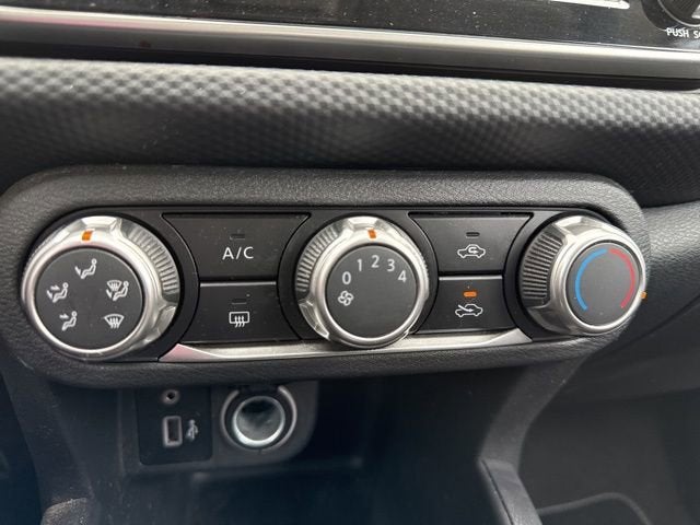 2022 Nissan Kicks S FWD