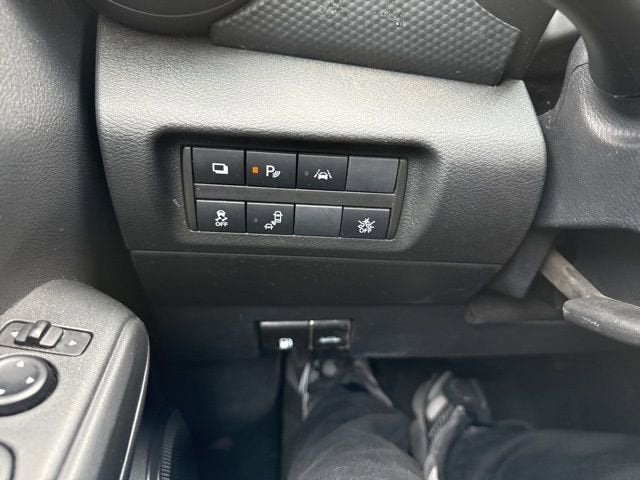 2022 Nissan Kicks S FWD