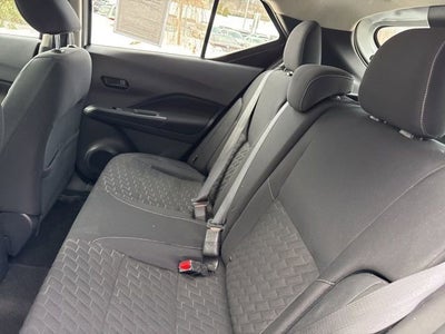 2022 Nissan Kicks S FWD