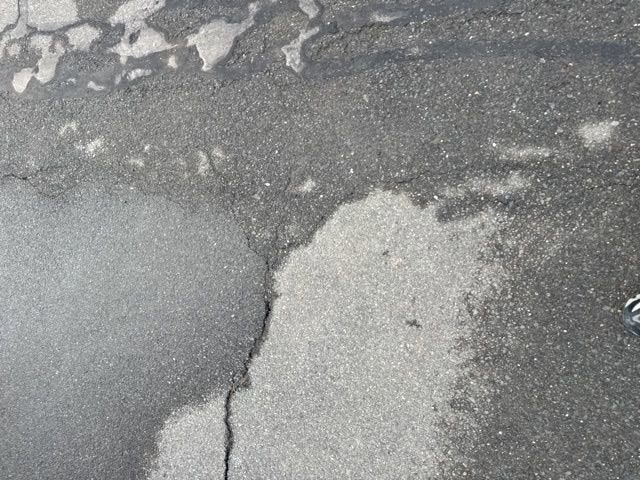 2022 Nissan Kicks S FWD